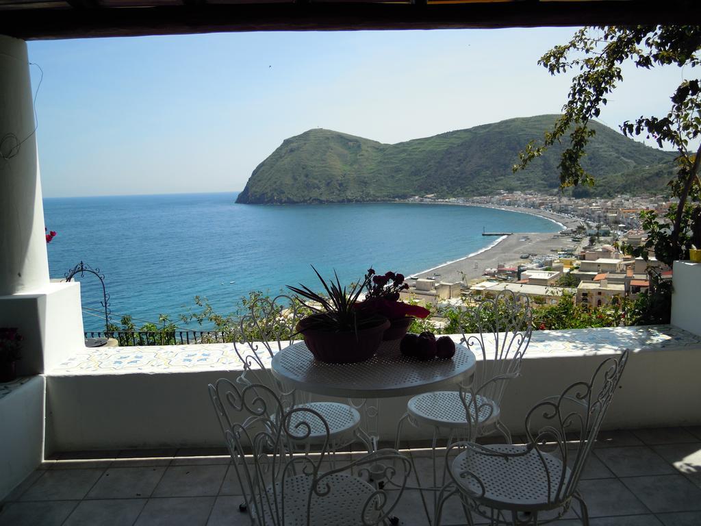 Villa Vista Mare Mela Lipari  Zewnętrze zdjęcie