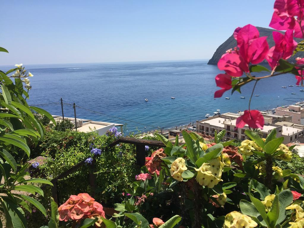 Villa Vista Mare Mela Lipari  Zewnętrze zdjęcie