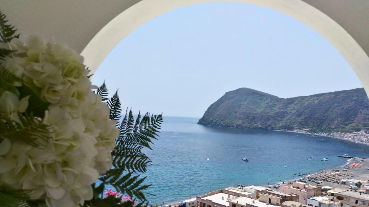 Villa Vista Mare Mela Lipari  Zewnętrze zdjęcie