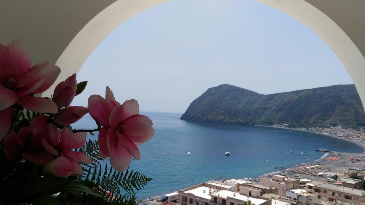 Villa Vista Mare Mela Lipari  Zewnętrze zdjęcie