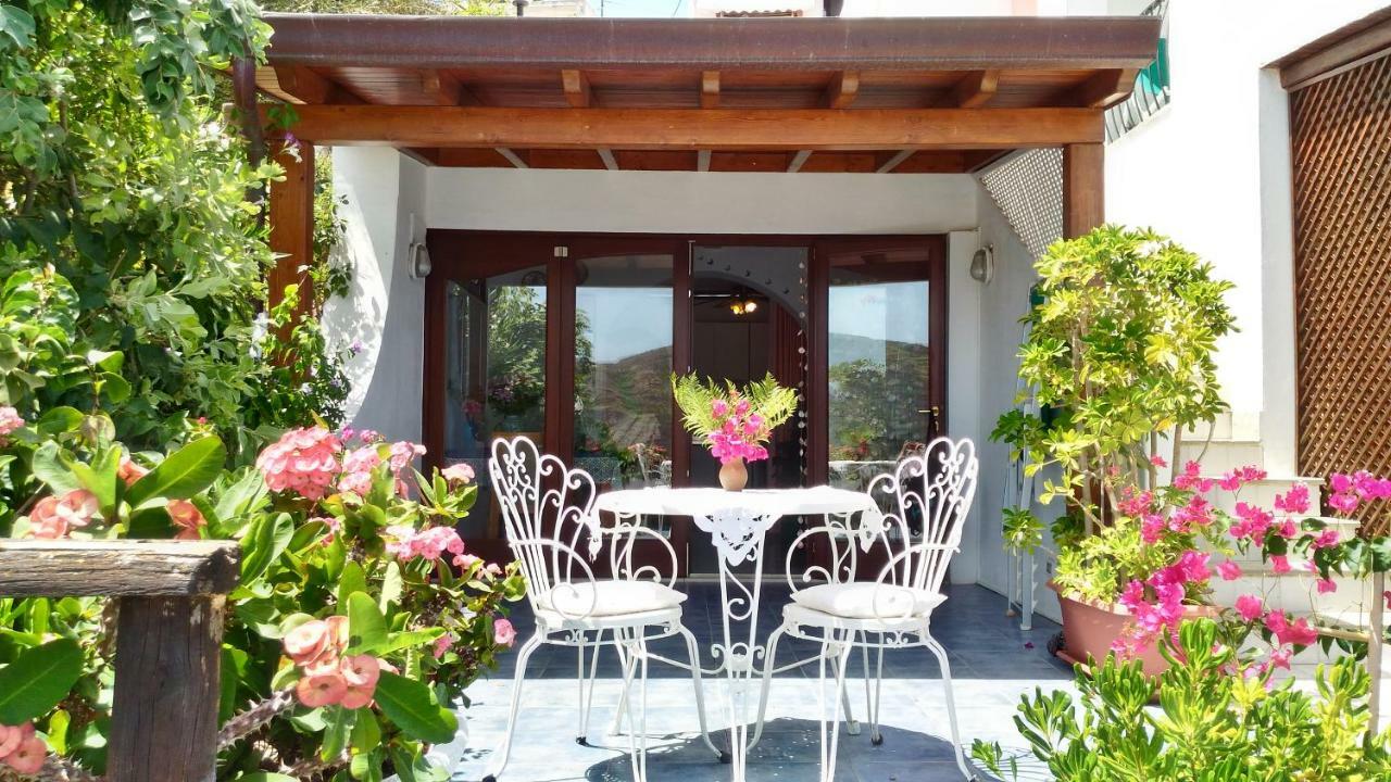 Villa Vista Mare Mela Lipari  Zewnętrze zdjęcie