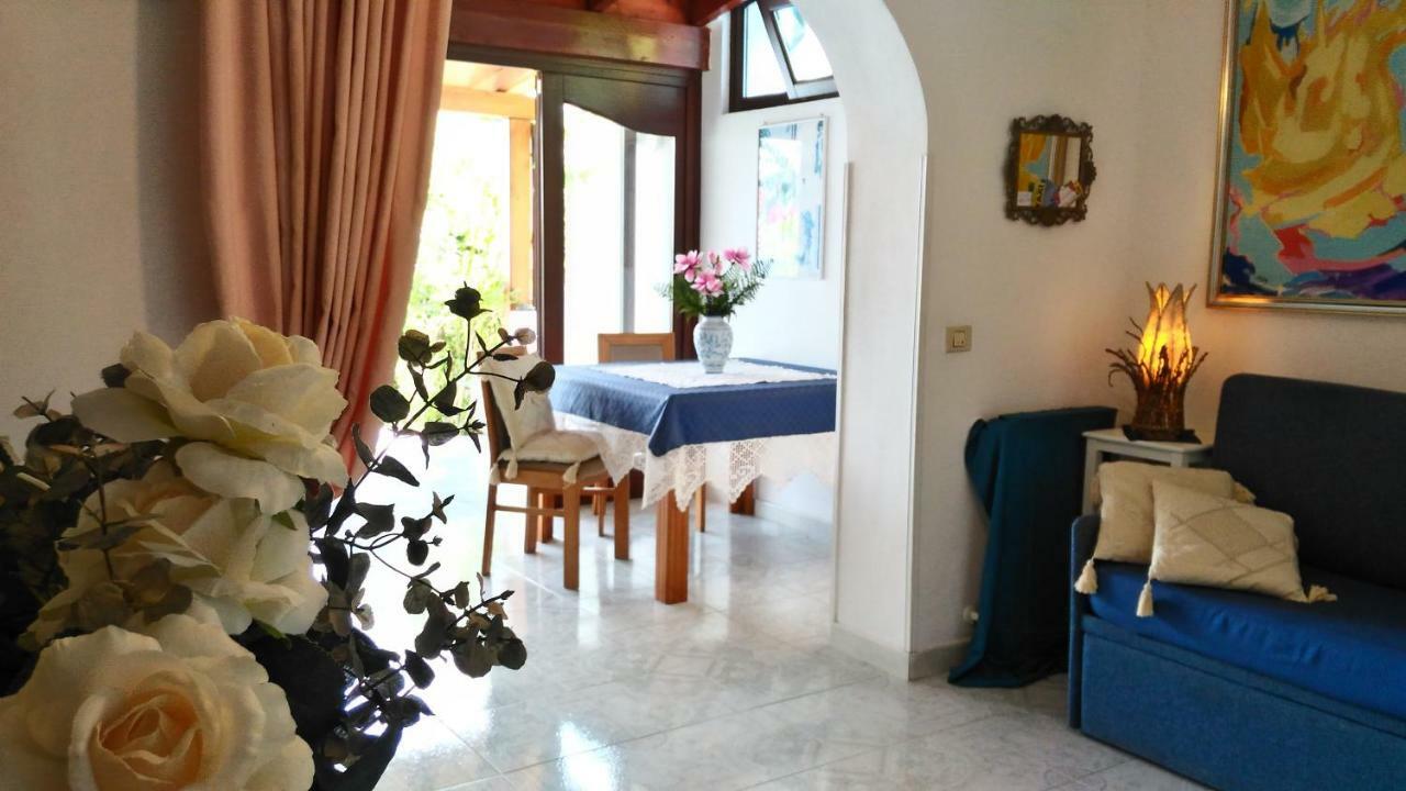 Villa Vista Mare Mela Lipari  Zewnętrze zdjęcie