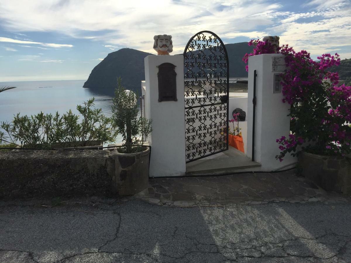 Villa Vista Mare Mela Lipari  Zewnętrze zdjęcie